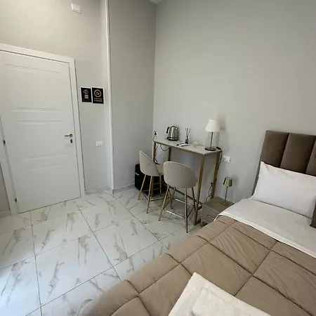 Vener Luxury Nocleg ze śniadaniem Neapol