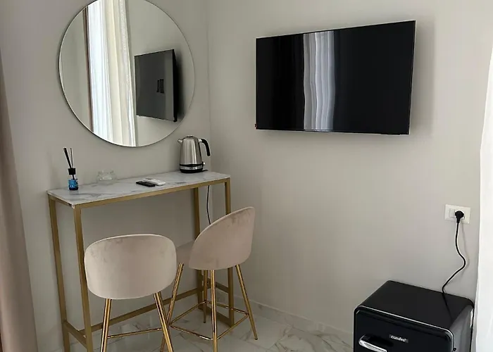 Vener Luxury