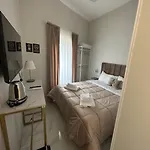 Vener Luxury