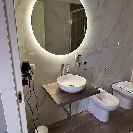 Vener Luxury Oda ve Kahvaltı Napoli