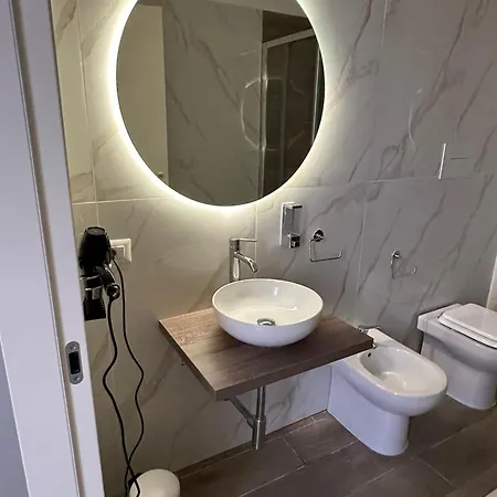Vener Luxury 3*