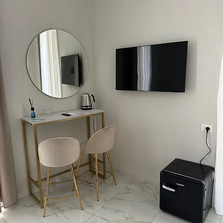 Vener Luxury